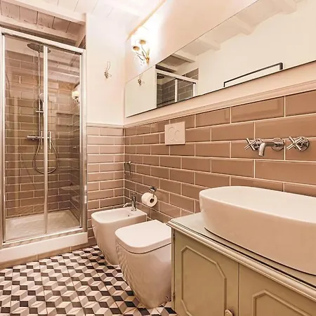 500m Ponte Vecchio - Signorile New 3br Apartment *