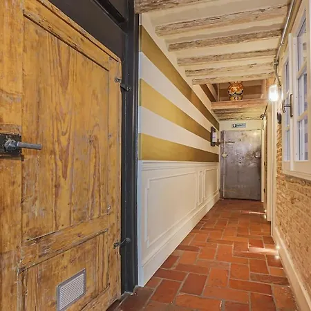 Apartment 500m Ponte Vecchio - Signorile New 3br *